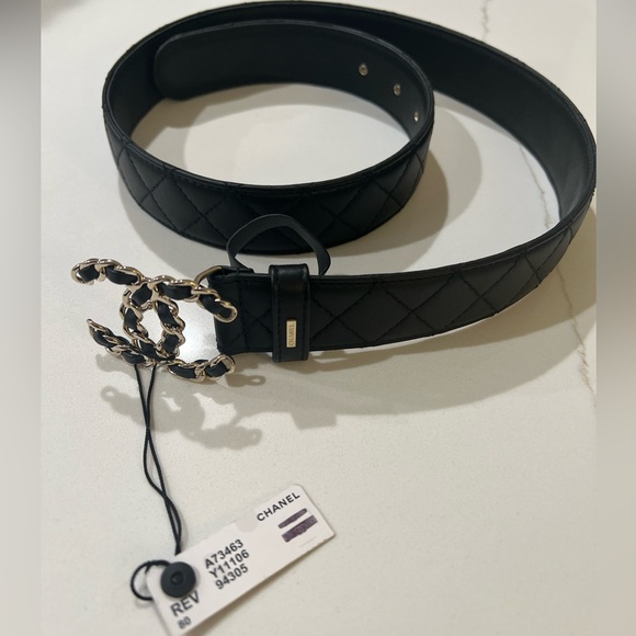 ❤️‍🔥CHANEL❤️‍🔥 BLACK QUILTED NEW CC LOGO GOLD BUCKLE BELT SIZE 80 - Picture 16 of 16